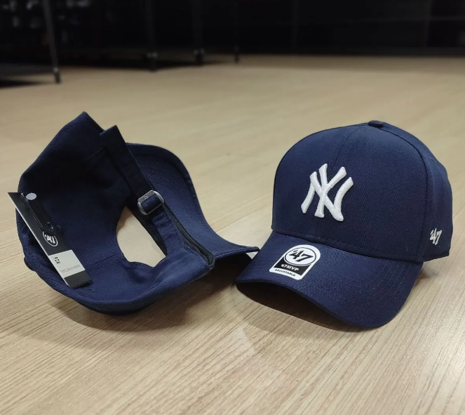 Boné New Era NY Premium Aba Curva Ajustável